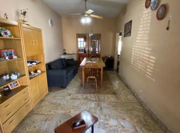 Casa de 3 ambientes, Lanús · Casa en Venta de 3 Ambientes en Remedios de Escalada.