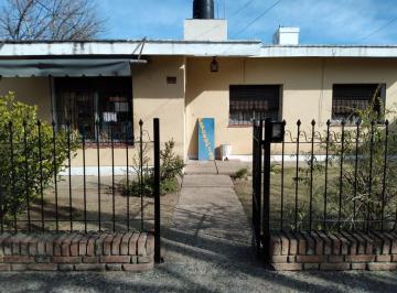 Casa de 7 ambientes, Córdoba · Casa de 4 Dorm. en Venta en Villa Belgrano