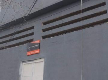 Bodega-Galpón , Lanús · Galpon con Techo de Losa