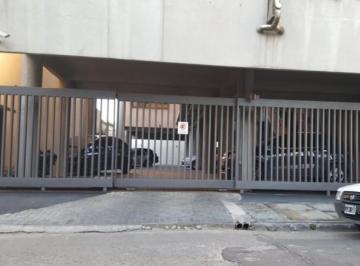 Garage · 1m² · 1 Ambiente · 1 Cochera · Cochera en Edificio con Porton Automatico a m de 9 de Julio, Excelente Ubicacion, Lanus Este.
