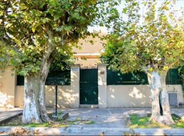 Casa de 4 ambientes, Lomas de Zamora · Excelente Chalet Ingles