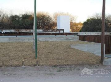 Casa · 400m² · 4 Ambientes · 2 Cocheras · Casa - Villa Allende Golf