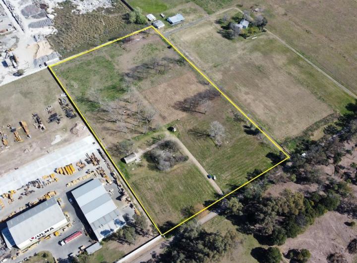 Terreno · 35833m²
