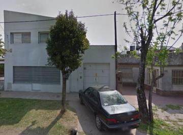 Casa · 144m² · 4 Ambientes · 1 Cochera · Casa en Venta Dos Dorm. Barrio Villa Urquiza