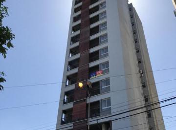 Departamento · 75m² · 3 Ambientes · 1 Cochera · Departamento - Banfield Este