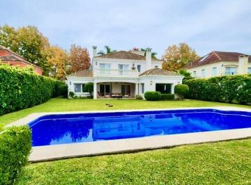 Casa de 6 ambientes, Pilar · Muy Linda Casa en Alquiler con Muebles en Ayres de Pilar
