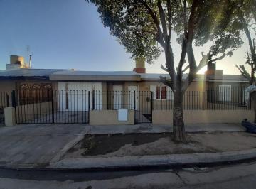 Frente · Argüello B°16 de Noviembre Casa de 146 m²
