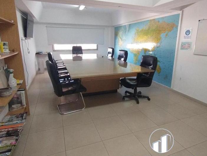 Oficina comercial · 136m² · 4 Ambientes