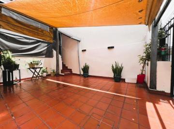 PH · 85m² · 3 Ambientes · 1 Cochera · PH en Venta en Ramos Mejia