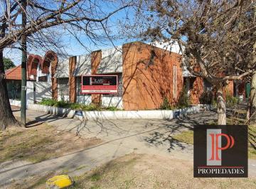 Casa · 200m² · 5 Ambientes · 1 Cochera · Casa - Temperley Este