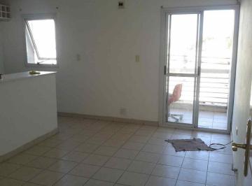 Departamento · 71m² · 4 Ambientes · B Juniors Depto 2 Dom - Externo - Balcón
