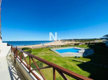 Foto1 · Apartamento en Venta 3 Dorm. + Servicio Frente Al Mar