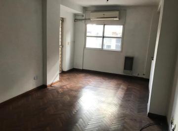 Departamento · 45m² · 2 Ambientes · 1 Cochera · Departamento 2 Ambientes en Venta C/ Cochera Lomas de Zamora