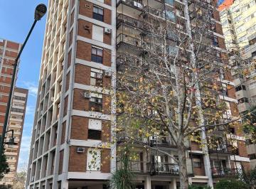 Departamento de 4 ambientes, San Isidro · Acassuso. Lindo Depto 4 Amb, con 2 Baños, Cocina Comedor. Cochera Cub y Baulera