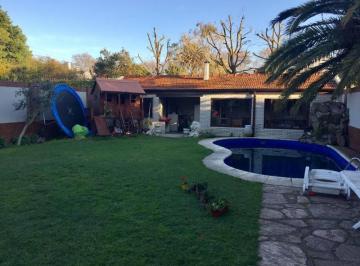 Casa de 6 ambientes, San Isidro · Casa en Venta en Martinez. Muy Linda