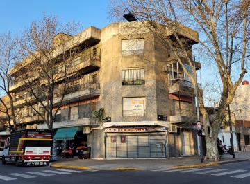PH de 3 ambientes, Villa Luro · PH 3er Piso por Escalera Ideal Dos Familias o Inversor