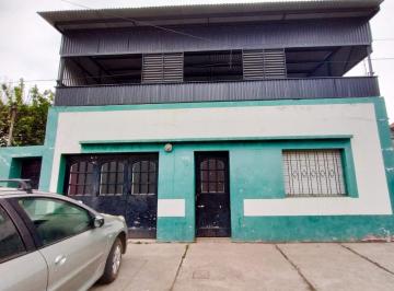 Casa · 150m² · 3 Ambientes · 1 Cochera · Casa de 2 Dorm., Zona Norte de Rosario