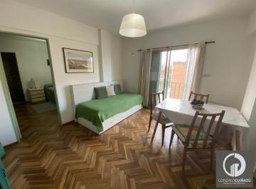 Departamento · 37m² · 2 Ambientes · Departamento Venta 1 Dormitorio Baño en Suite Centro Rosario