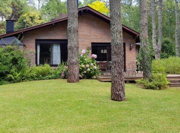 Casa de 4 ambientes, Cariló · Casa Aqluiler en Carilo Para 8 Personas - Perdiz y Cedro
