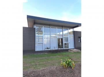Casa · 135m² · 4 Ambientes · Venta Importante Casa Dos Dorm. Ibarlucea con Amplio Terreno