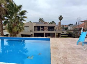 Casa de 10 ambientes, Godoy Cruz · Casa en Venta Barrio Palmares Mendoza