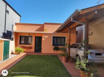 Casa de 4 ambientes, Almirante Brown · Hermosa Casa en Jose Marmol