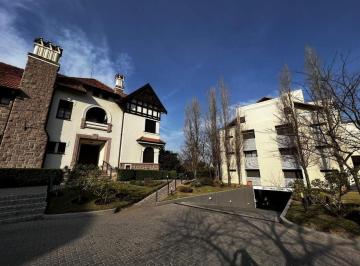 Departamento · 160m² · 4 Ambientes · 2 Cocheras · Departamento de 3 Dorm. en Venta en Casonas del Cerro