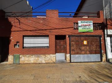 PH de 4 ambientes, Avellaneda · PH Tipo Casa Al Frente 4 Amb C/cochera