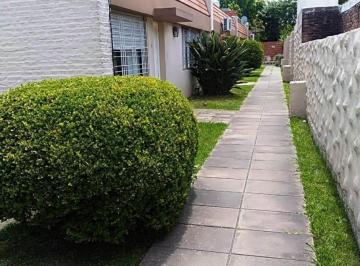 PH · 57m² · 4 Ambientes · 1 Cochera · Casa Venta Ituzaingo Norte
