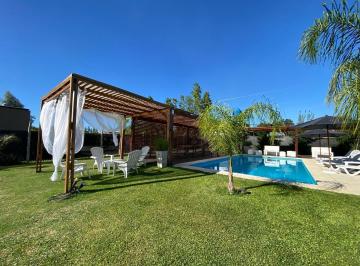 Quinta vacacional · 80m² · 3 Ambientes · Quinta en Venta - La Florida - Zarate