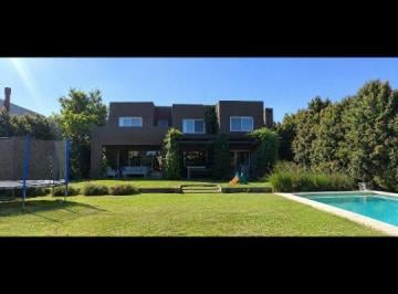 Casa de 5 ambientes, Escobar · Alquiler Enero Barrio Las Liebres