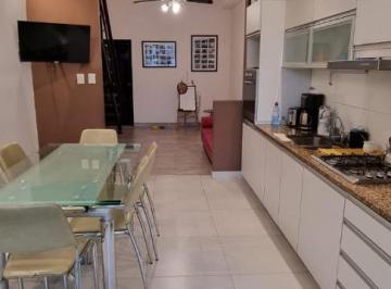 Casa · 150m² · 5 Ambientes · 1 Cochera · Excelente Casa en Quilmes Centro, 4 Dorm.