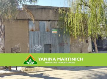 Bodega-Galpón , Carmen de Areco · En Venta Amplio Galpón en Zona Céntrica - Carmen de Areo