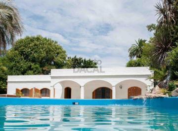 Casa · 380m² · 7 Ambientes · 3 Cocheras · Casa en Venta en Finca Las Marianas Villa Elisa - Alberto Dacal Propiedades