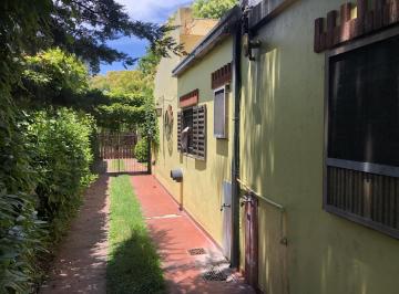 Casa · 140m² · 3 Dormitorios · 2 Cocheras · Casa en Venta en 452/ 21a y 21c City Bell - Alberto Dacal Propiedades