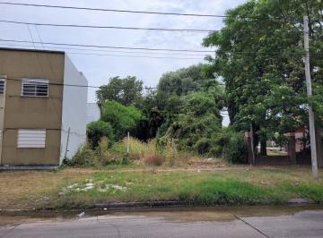 Terreno · 400m² · Terreno en Venta en 143/54 y 56 La Plata - Alberto Dacal Propiedades