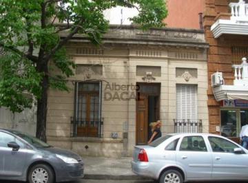 Casa · 120m² · 2 Dormitorios · Casa en Venta en 12/46 y 47 La Plata - Alberto Dacal Propiedades