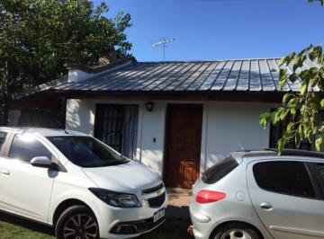 Casa · 75m² · 4 Ambientes · Casa en Venta en 136/467 y 468 City Bell - Alberto Dacal Propiedades