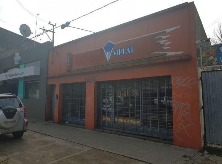 Local comercial · 161m² · 3 Ambientes