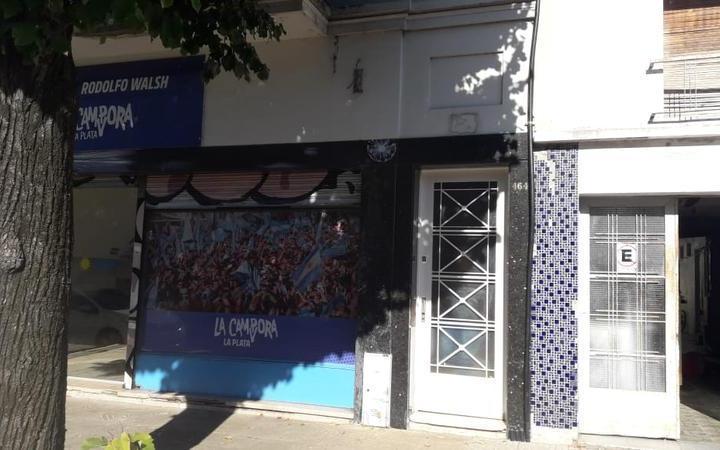 Terreno · 245m² · 8 Ambientes