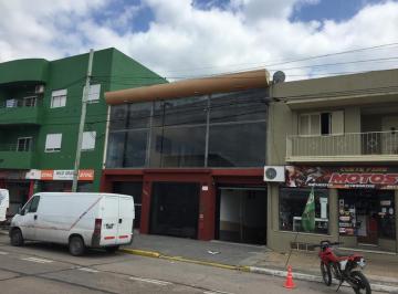 Local comercial · 615m² · 3 Ambientes · Local - La Plata