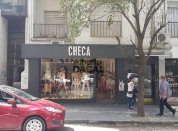 Local comercial · 243m² · 2 Ambientes · Local - La Plata