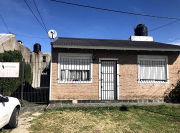 Casa · 56m² · 3 Ambientes · 1 Cochera · Casa - La Plata