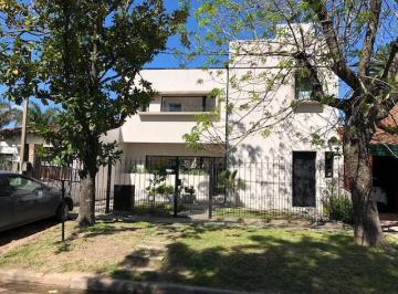 Casa · 170m² · 4 Ambientes · 2 Cocheras · Casa - Manuel B Gonnet