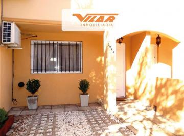 Casa · 92m² · 4 Ambientes · 1 Cochera · Duplex 4 Amb C/ Cochera, Jardin y Sum - Villa Martelli