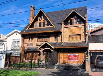 Casa de 7 ambientes, San Isidro · Casa en Venta en Martínez.