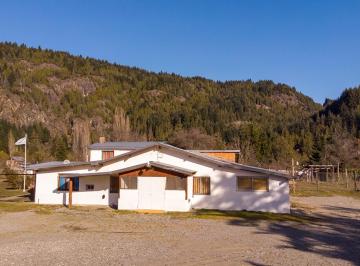Casa · 447m² · 6 Ambientes · Casa Dúplex en Venta en Lago Puelo, Cushamen, Chubut