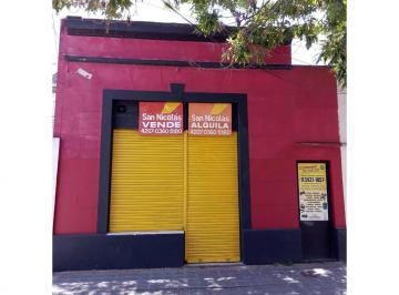 Local comercial · 32m² · Local de 7x 4,00. m. con Vidriera y Cortina de Enrolla