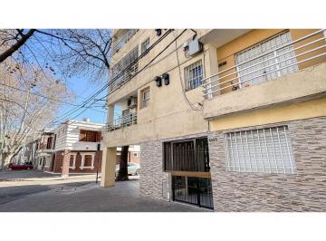 Departamento · 38m² · 5 Ambientes · 1 Cochera · San Luis 4440