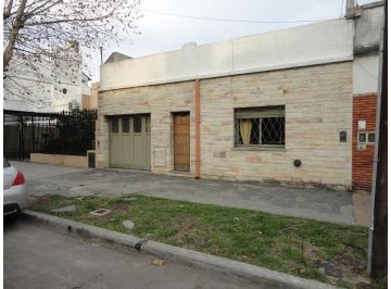 Casa · 100m² · 3 Ambientes · 1 Cochera · Casa en Venta en Haedo
